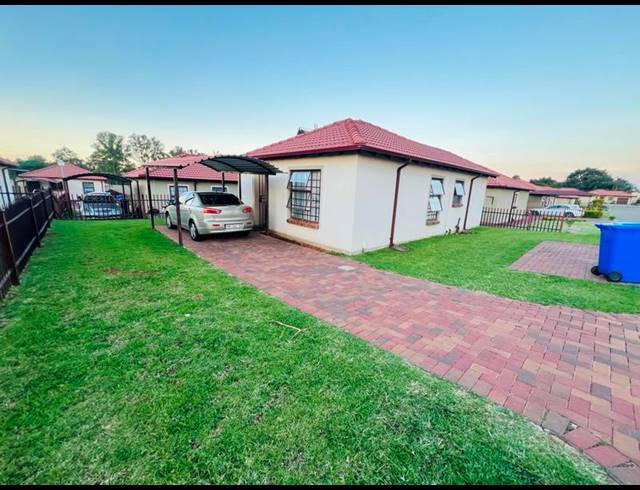 3 BEDROOM HOUSE FOR SALE IN HEATHERVIEW